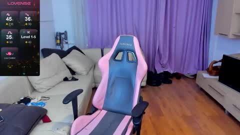 Erika online show from 4, 11, 2025