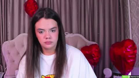 ericaevan online show from 28, 2, 2025