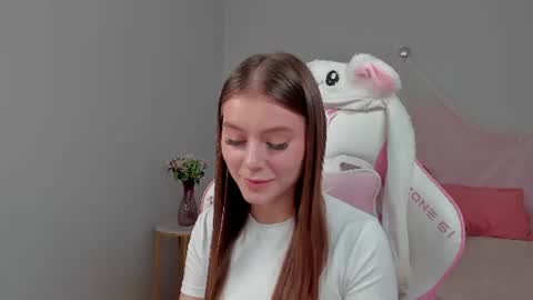 Snapshot of ericafoxes chatting on 18, 7, 2026 EricaFoxes online show from 18, 7, 2026