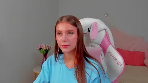 Snapshot of ericafoxes chatting on 24, 7, 2026 EricaFoxes online show from 24, 7, 2026