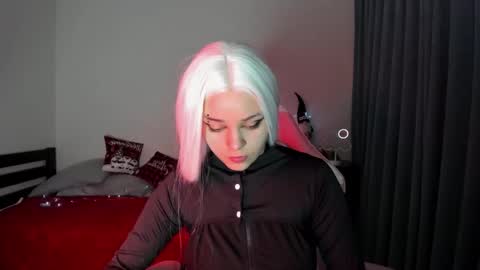 Snapshot of ericahoffman2 chatting on 28, 12, 2024 Erica online show from 28, 12, 2024