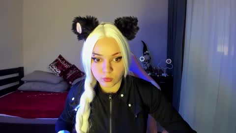 Snapshot of ericahoffman2 chatting on 3, 1, 2025 Erica online show from 3, 1, 2025