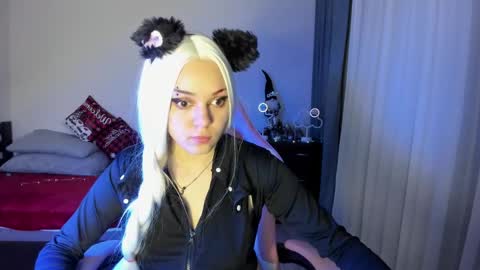 Snapshot of ericahoffman2 chatting on 3, 1, 2025 Erica online show from 3, 1, 2025