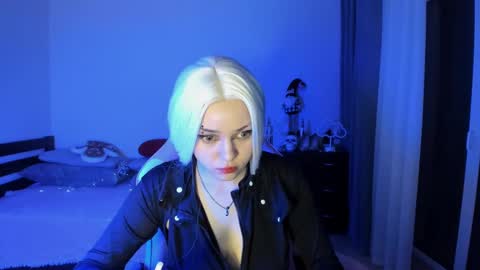 Snapshot of ericahoffman2 chatting on 27, 1, 2025 Erica online show from 27, 1, 2025