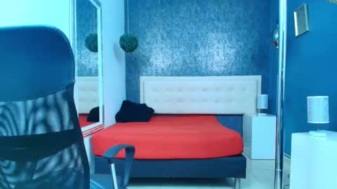   online show from 5, 10, 2025