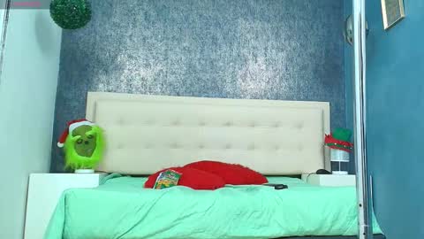   online show from 30, 11, 2025