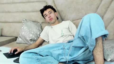 Erick online show from 3, 3, 2025