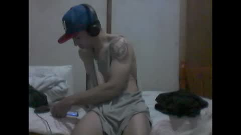 Snapshot of erickfitnes chatting on 12, 9, 2025 Masturbation online show from 12, 9, 2025