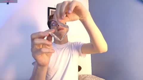 I am Erik online show from 8, 5, 2026