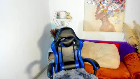 E R I K A  - L  Y R I C S online show from 25, 2, 2026