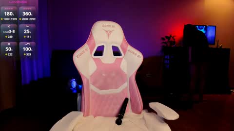 Erika online show from 14, 12, 2024