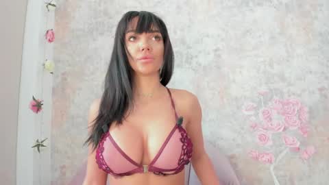 Erikabeee online show from 25, 3, 2026