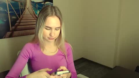 Snapshot of erikagavin chatting on 6, 12, 2024 Erika online show from 6, 12, 2024
