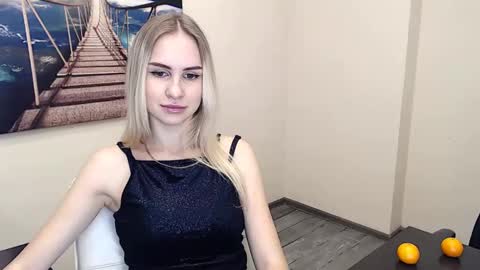 Snapshot of erikagavin chatting on 9, 12, 2024 Erika online show from 9, 12, 2024