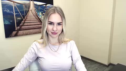 Snapshot of erikagavin chatting on 19, 12, 2024 Erika online show from 19, 12, 2024