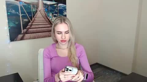 Snapshot of erikagavin chatting on 22, 1, 2025 Erika online show from 22, 1, 2025