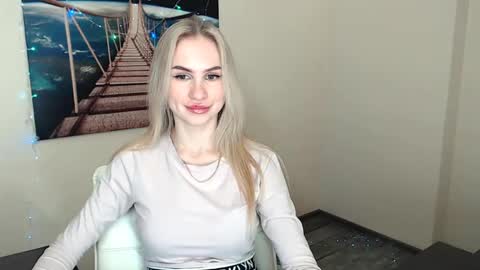 Snapshot of erikagavin chatting on 24, 1, 2025 Erika online show from 24, 1, 2025