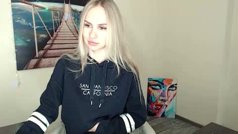 Snapshot of erikagavin chatting on 2, 10, 2025 Erika online show from 2, 10, 2025