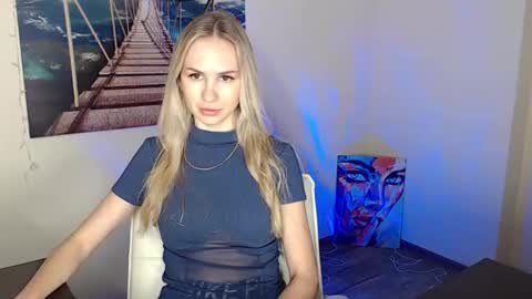 Snapshot of erikagavin chatting on 11, 10, 2025 Erika online show from 11, 10, 2025
