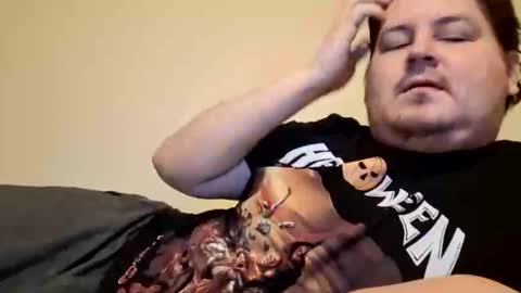 Snapshot of erikstar chatting on 19, 1, 2025 erikstar online show from 19, 1, 2025