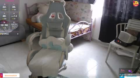 erina_1 online show from 24, 4, 2026