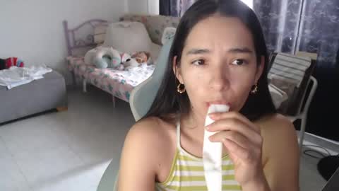 erina_1 online show from 6, 5, 2026