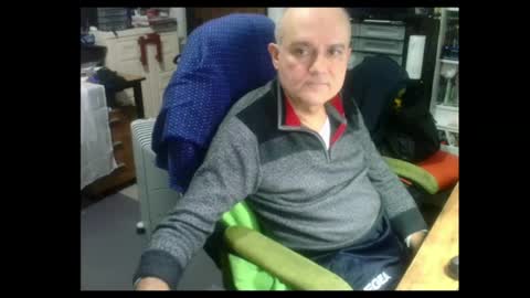Snapshot of ernello chatting on 4, 7, 2026 ernello online show from 4, 7, 2026