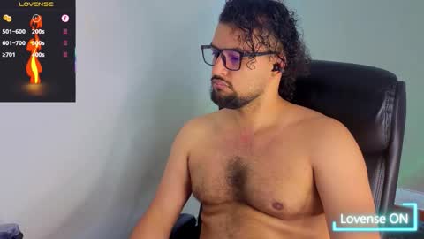 Snapshot of ernesto_rodriguez_82 chatting on 27, 10, 2025 ernesto rodriguez 82 online show from 27, 10, 2025