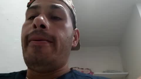 Snapshot of erny707 chatting on 9, 8, 2026 erny707 online show from 9, 8, 2026