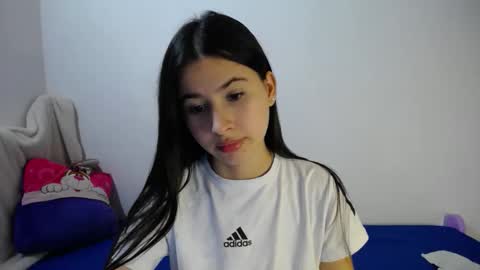 Snapshot of erosgirls_ chatting on 29, 11, 2025 erosgirls_ online show from 29, 11, 2025