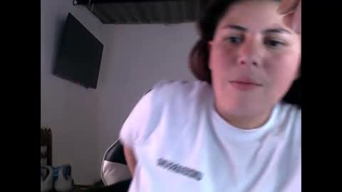Snapshot of erotic_katia chatting on 19, 4, 2026 Sara online show from 19, 4, 2026