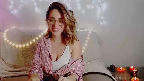 Snapshot of eroticgiftxxx chatting on 23, 1, 2025 LylaXXX online show from 23, 1, 2025