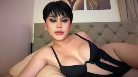 monica online show from 18, 6, 2026
