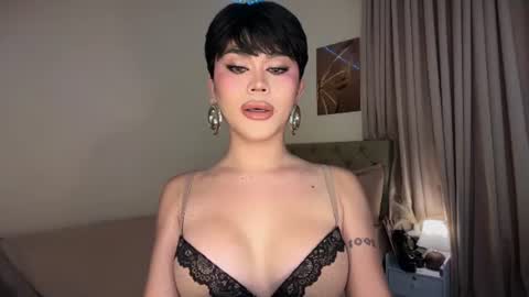 monica online show from 21, 7, 2026
