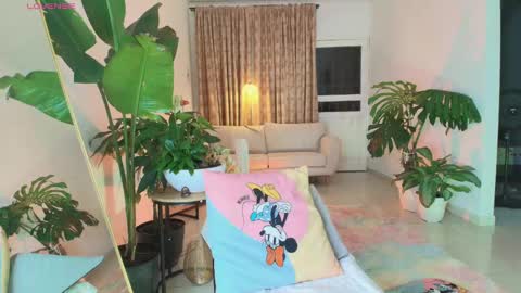 Snapshot of erotik_lady chatting on 18, 9, 2025 TINY online show from 18, 9, 2025