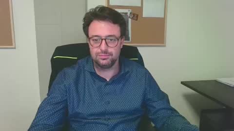 esibizionista 91 online show from 10, 3, 2025