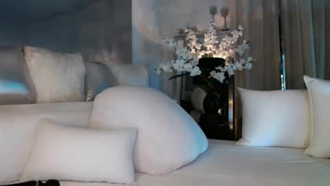 Esther online show from 15, 1, 2025