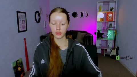 esma_shine online show from 1, 10, 2025