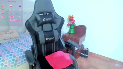 esme online show from 9, 3, 2025