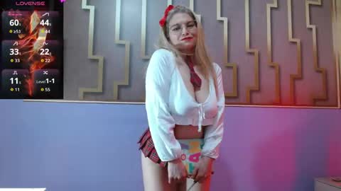Esmeralda .INDEPENDENT MODEL online Monday to Saturday 3 pm Chicago online show from 27, 5, 2026