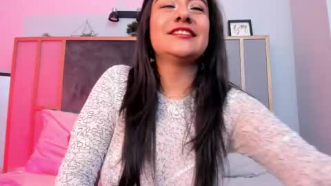 Snapshot of esmeralda_rose__ chatting on 9, 6, 2026 esmeralda_rose__ online show from 9, 6, 2026