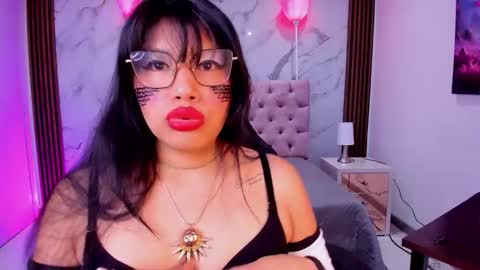 Esmeralda  online show from 13, 1, 2026