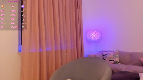 Esmi online show from 10, 1, 2025