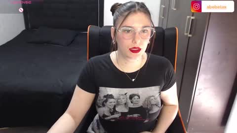 Snapshot of espagamer5 chatting on 29, 10, 2025 Xbebetax online show from 29, 10, 2025