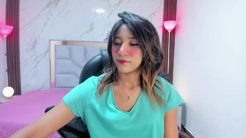 esperanzamora online show from 21, 4, 2026