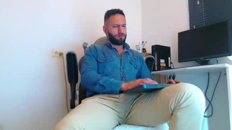 esteban online show from 14, 2, 2026