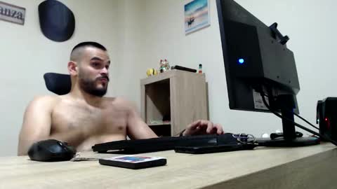 Esteban Fernandez online show from 28, 2, 2026