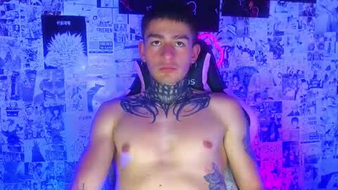 Esteban independent model online show from 11, 3, 2026