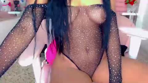 estefany_squirt online show from 10, 7, 2026