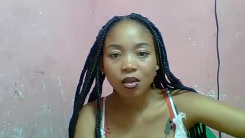 estelah20 online show from 16, 11, 2025